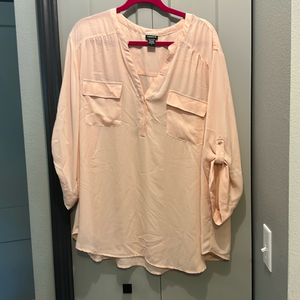 Torrid size 4 which is a 26W Blouse. Worn once.